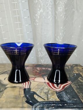2 Morgantown glass cocktail glasses cobalt blue W/ platinum art deco trim